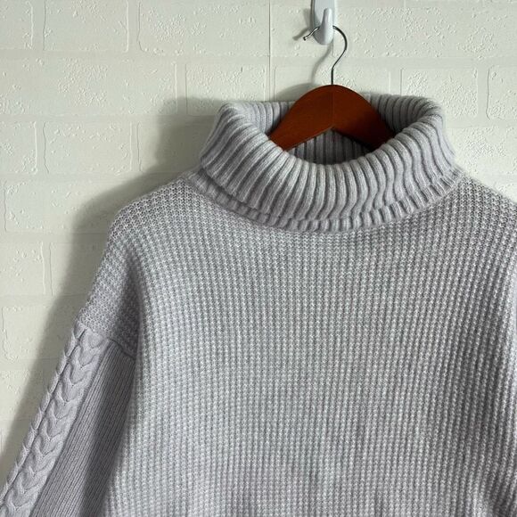 Something Navy Light Lilac Knit Turtleneck Sweater size Small - Picture 3 of 14